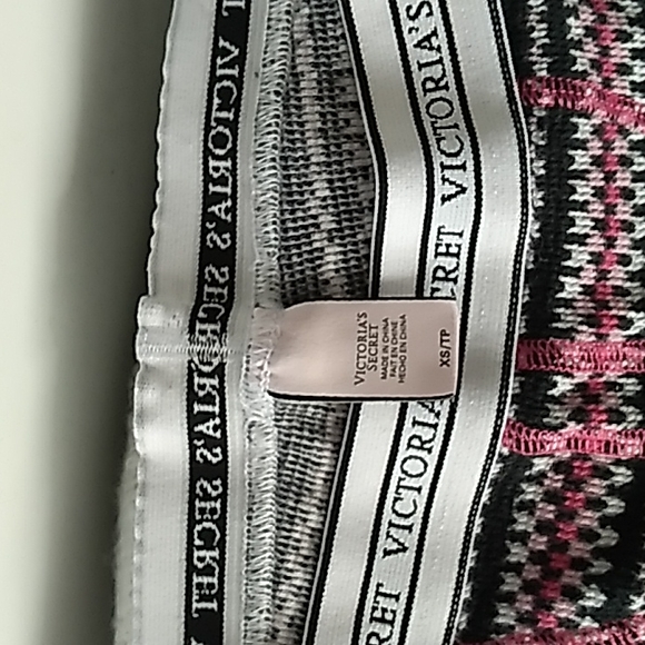 Victoria’s secrets thermal shirt/bottoms sleepwear. - Picture 6 of 12